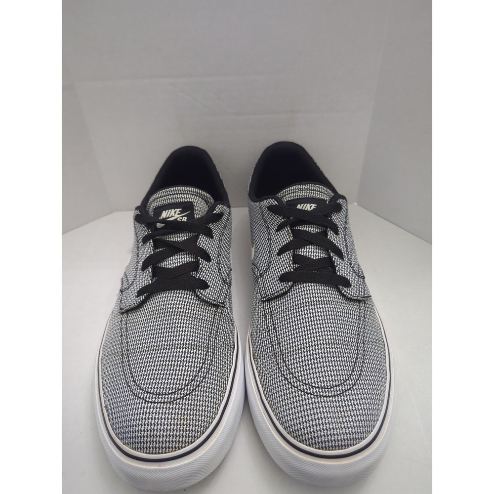 Nike Black and White Sneakers